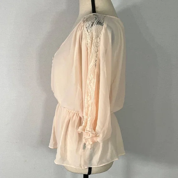 NWOT Forever 21 Peach Lace-Trim Button-Front Sheer Chiffon Blouse Size Medium - Picture 4 of 5